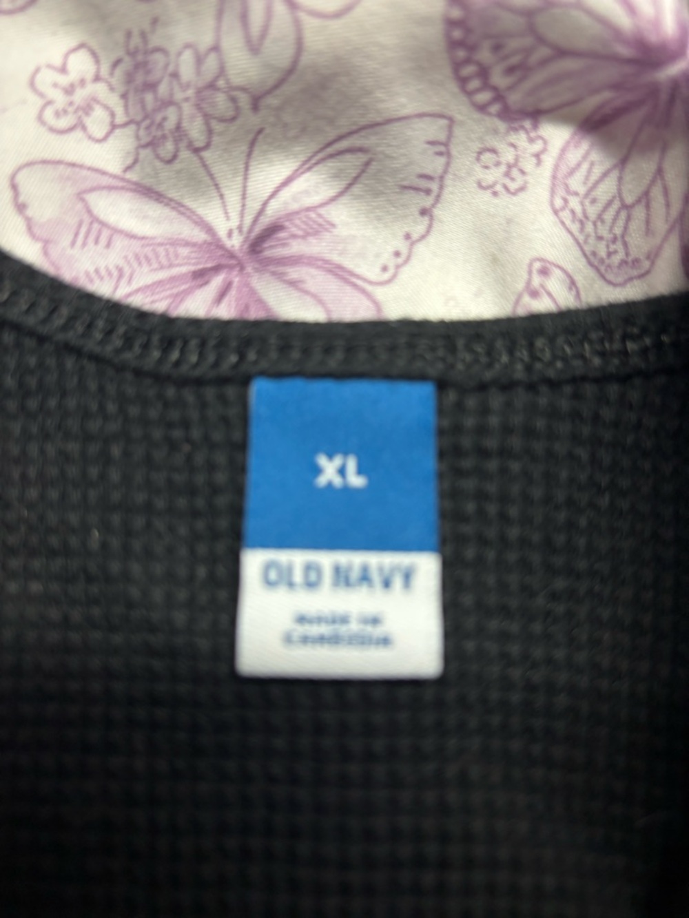 🍄Old Navy Black Ribbed Crop Tank with Button Placket - Picture 2 of 2